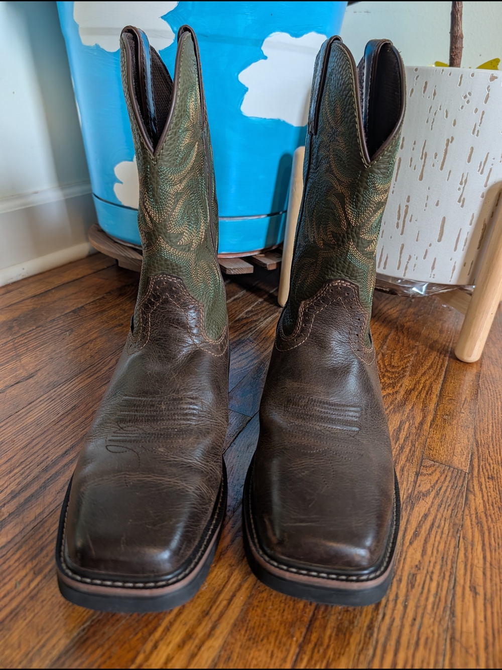 Justin Boots Brown Leather Square-Toe Western Boots with Green Shaft